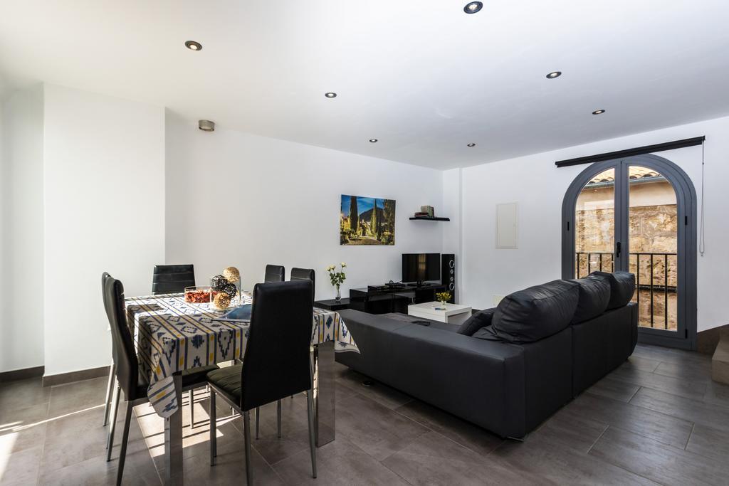 Townhouse Calvari By Homevillas360 Pollença Екстериор снимка